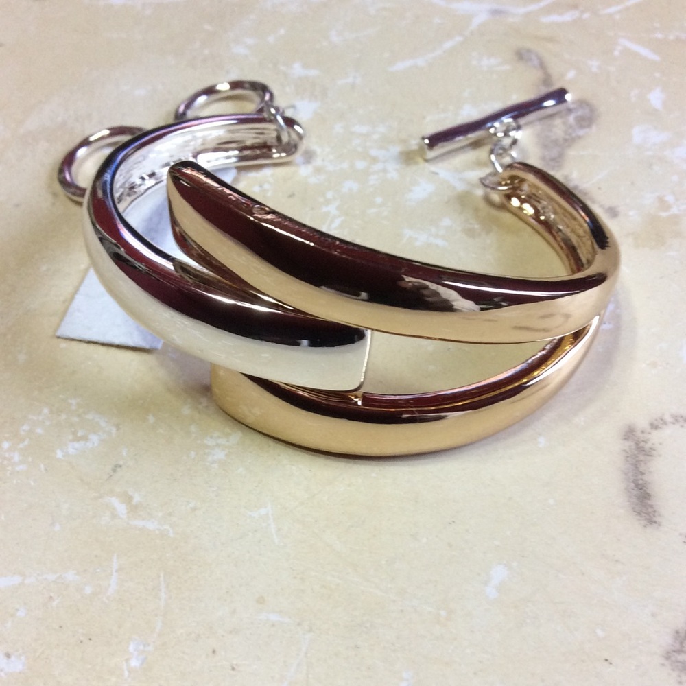 Cuff bracelet